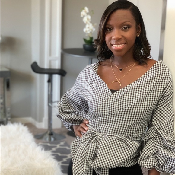 Kniesha💕Hey guys!! 👋🏾👋🏾 - Picture 2 of 3